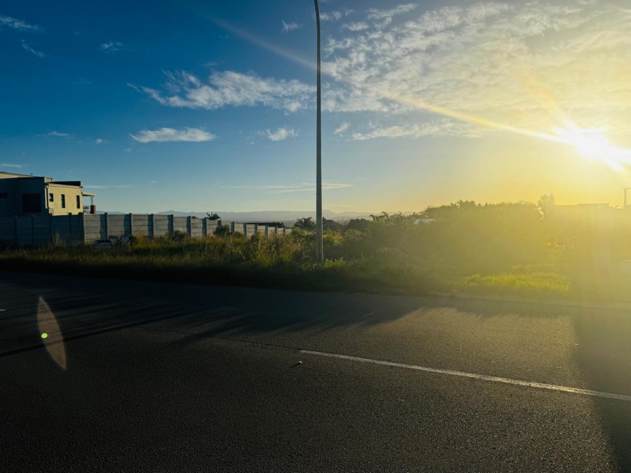  Bedroom Property for Sale in Wavecrest Eastern Cape